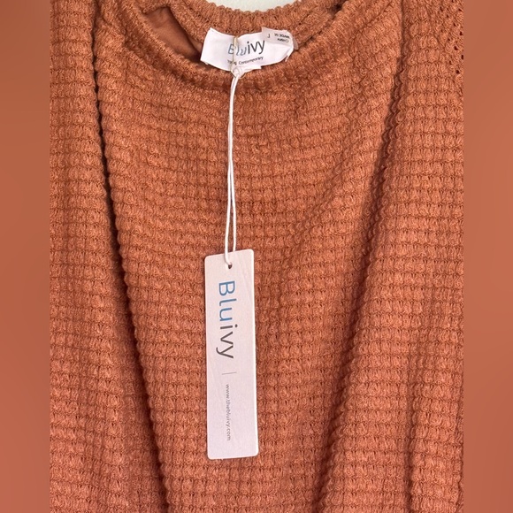 Off Shoulder Waffle Romper - Picture 3 of 4